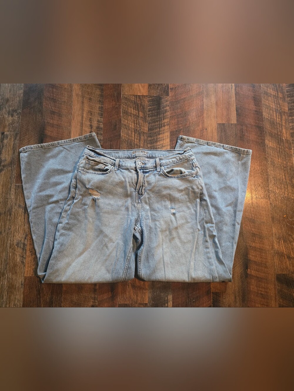 Super-Low Rise Baggy Arizona Sz 10 Light Wash Jeans